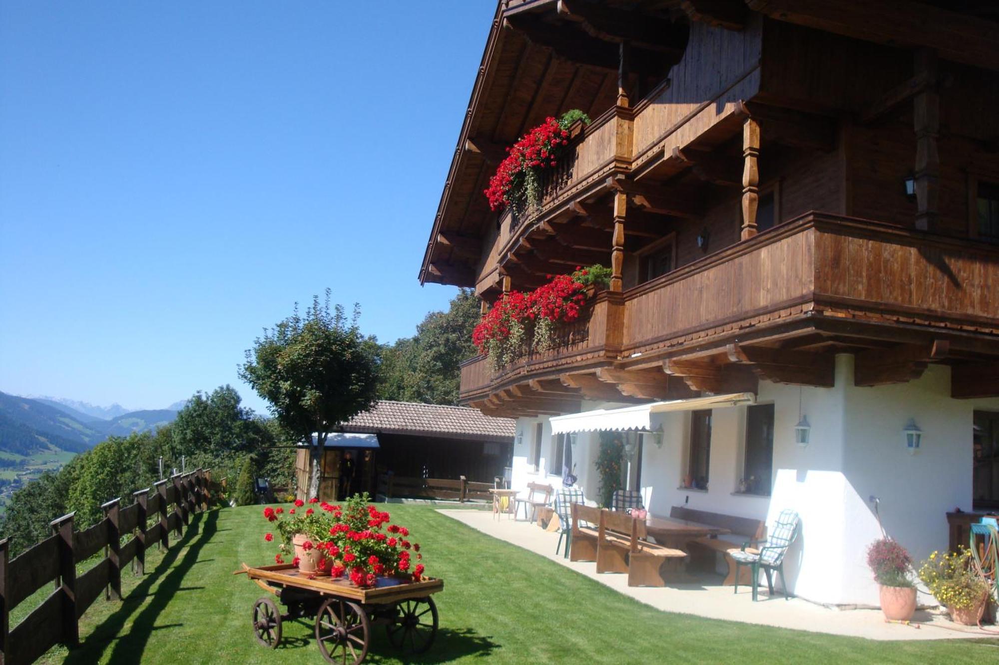 Appartement Oberschernthann ฮอพฟ์การ์เทน อิม บริกเซนทัล ภายนอก รูปภาพ