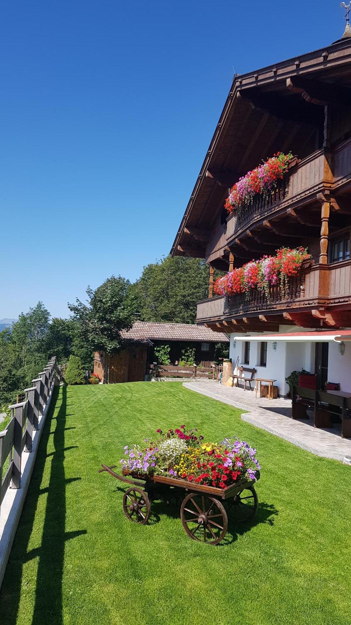 Appartement Oberschernthann ฮอพฟ์การ์เทน อิม บริกเซนทัล ภายนอก รูปภาพ
